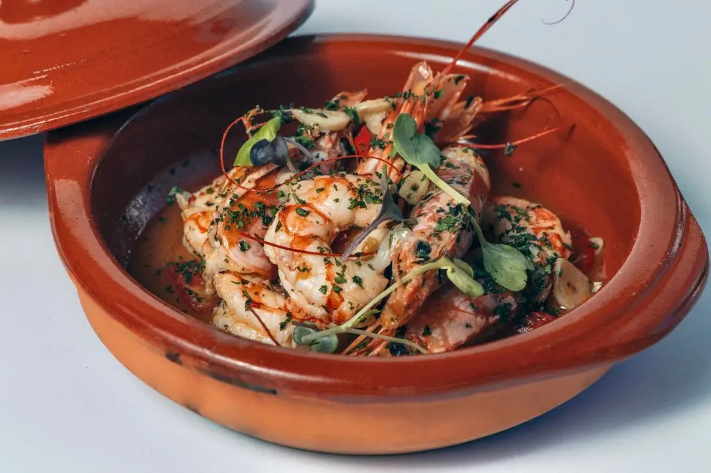 América Paella Dinner