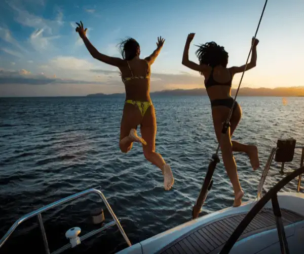 Dos and Don’ts: A Guide from the VIP Hostess​