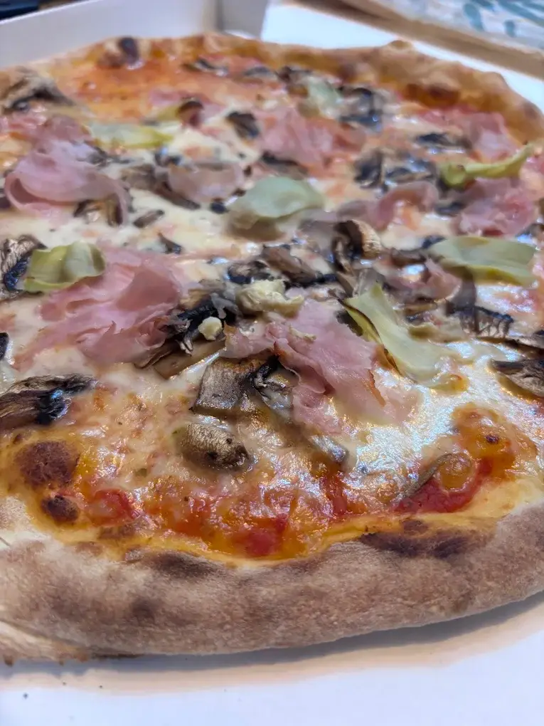 Pizzeria Mamma mia