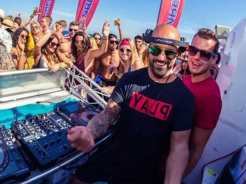 Day Boat Party