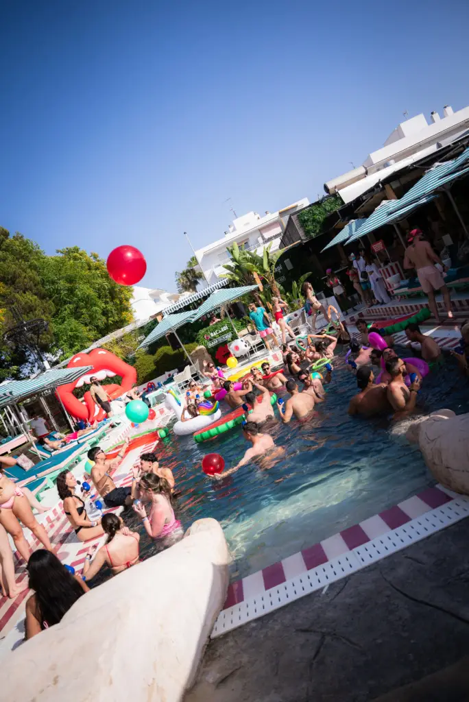 Jabeque Pool Party