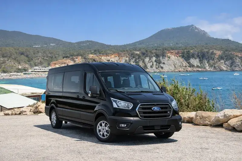 Minibus (12 pax) — Ibiza transfer